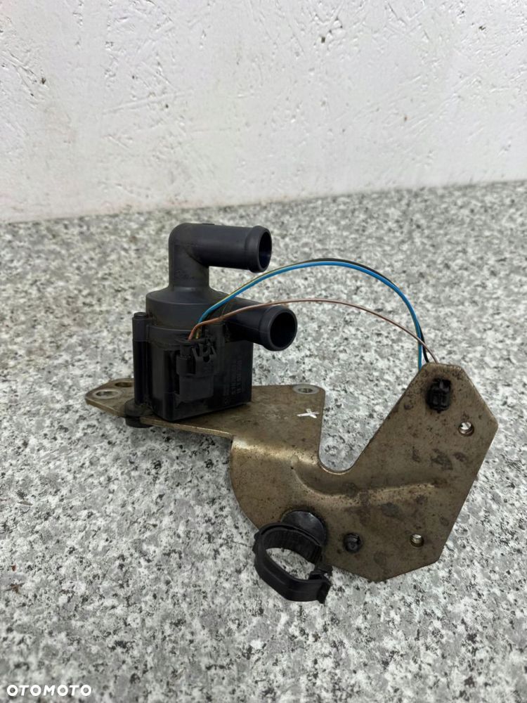 dodatkowa pompa wody volvo xc60 ii 2017-2024 2.0 d4 31368042 - 1