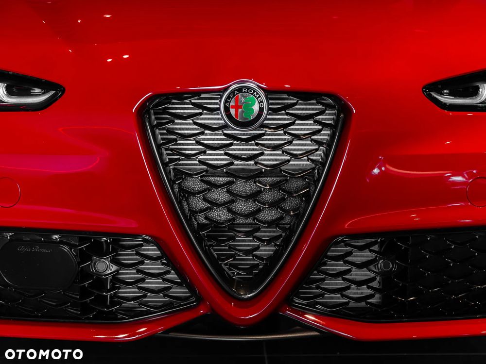 Alfa Romeo Giulia 2.0 Turbo Intensa Q4 - 6