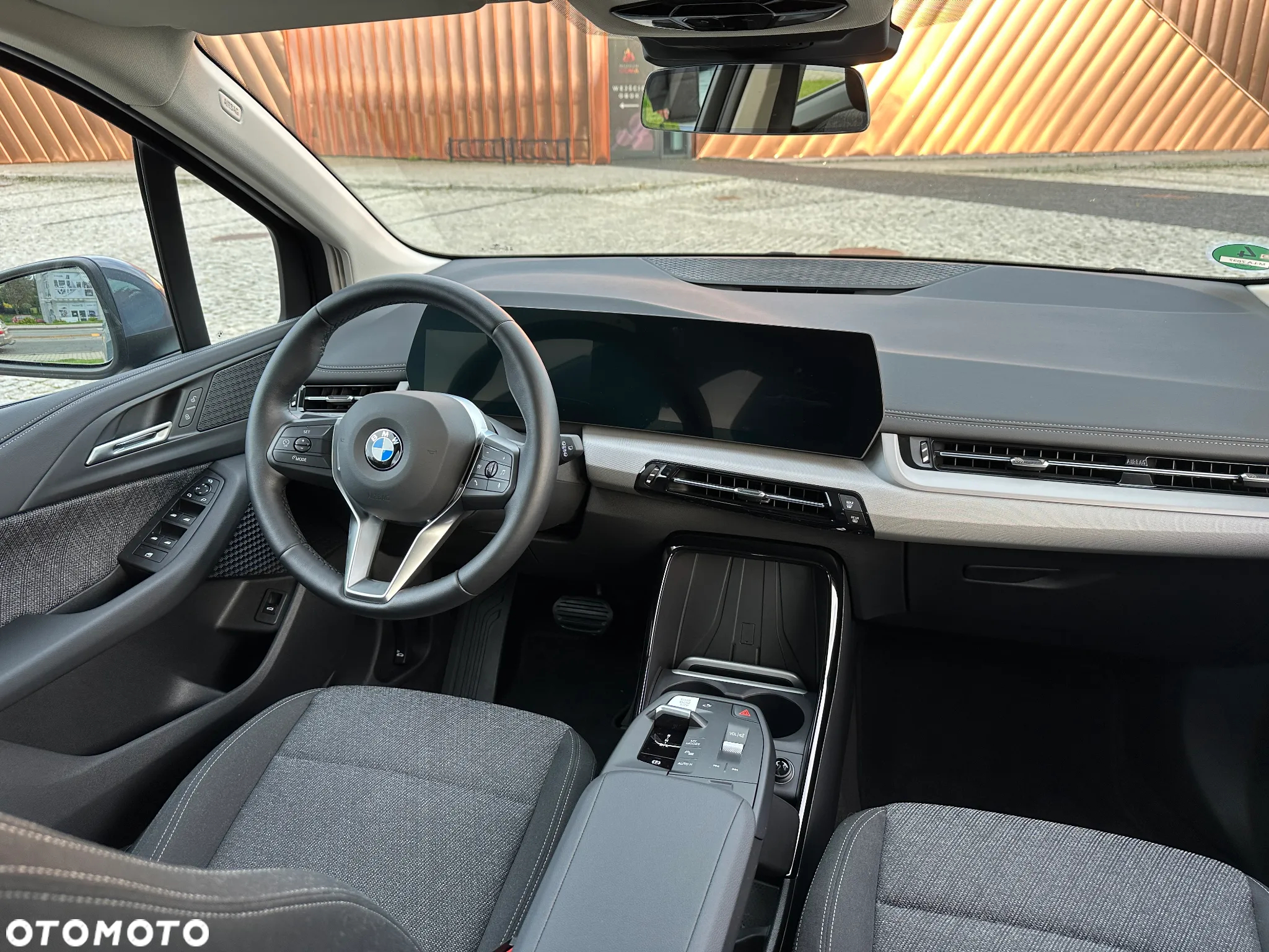 BMW Seria 2 220i Active Tourer - 14
