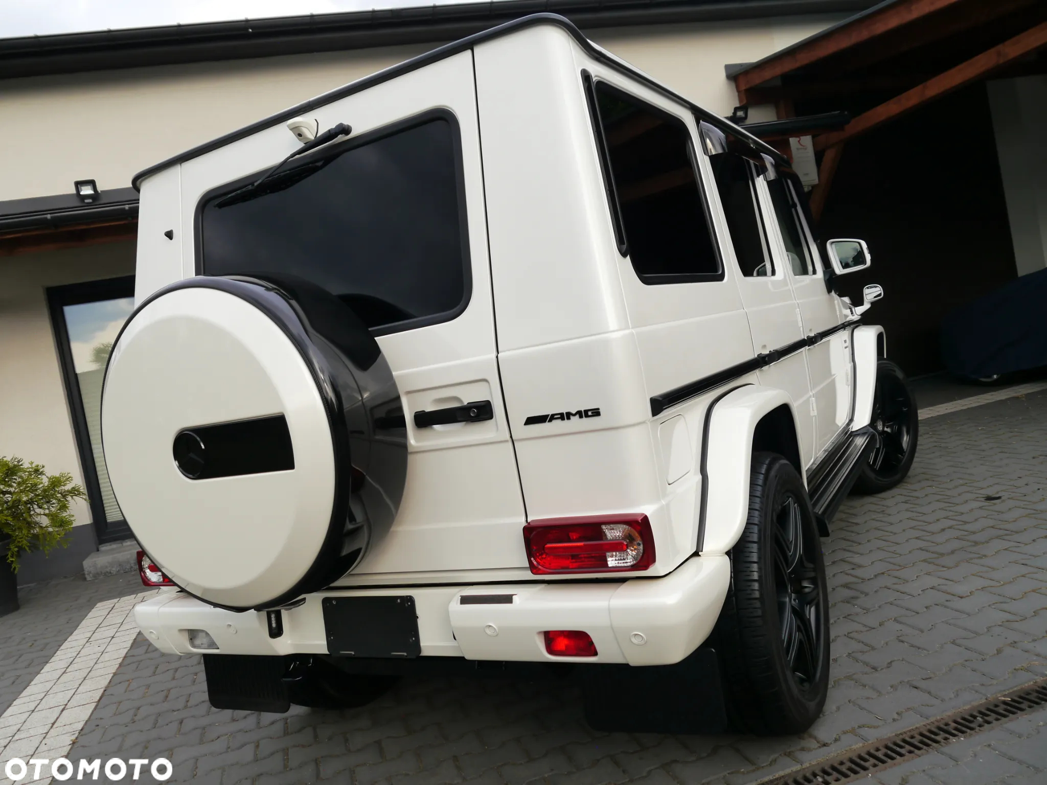 Mercedes-Benz Klasa G 63 AMG L - 12