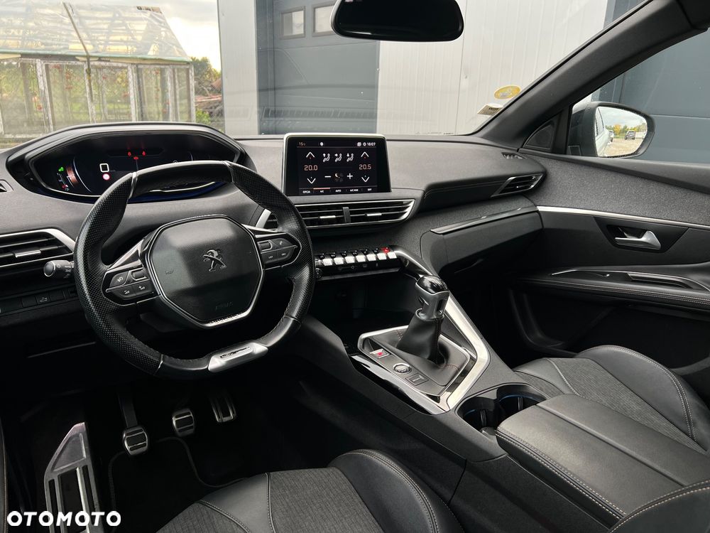 Peugeot 3008 - 17