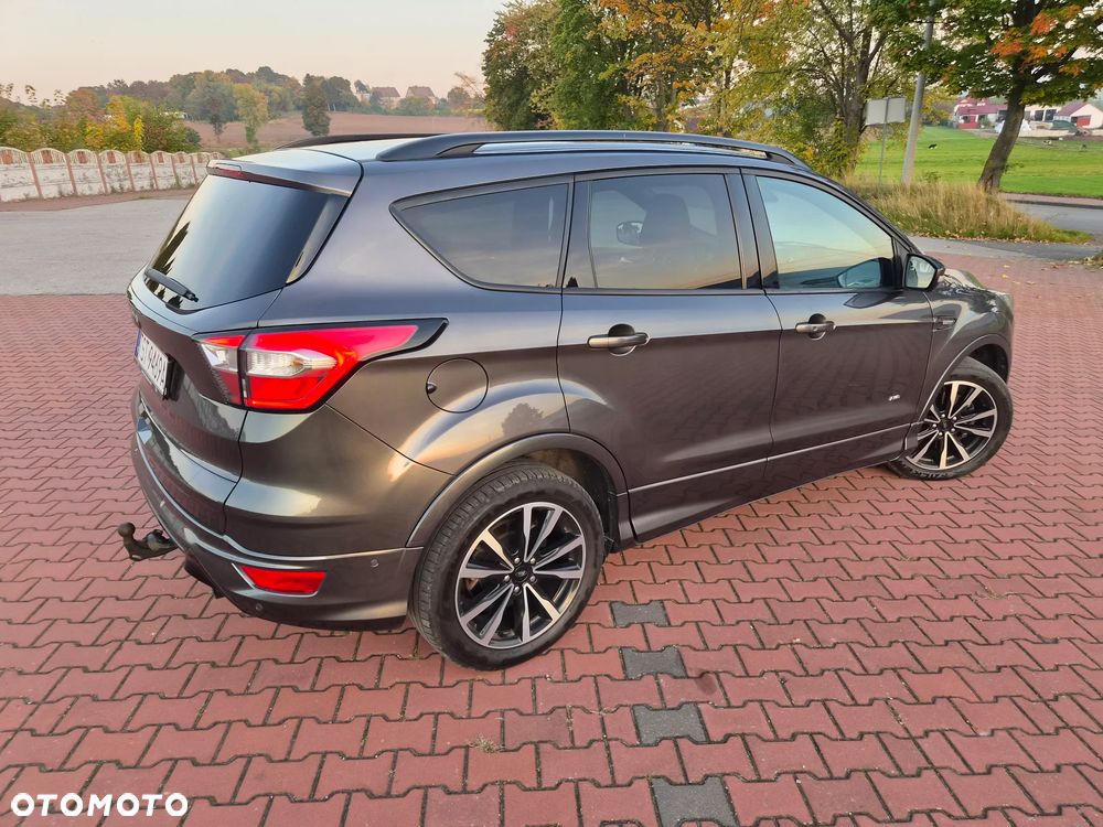 Ford Kuga 2.0 TDCi 4x4 ST-Line - 4