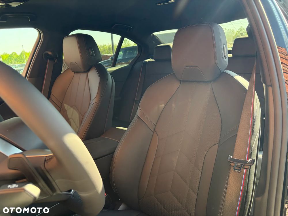 BMW Seria 5 520i mHEV M Sport - 21