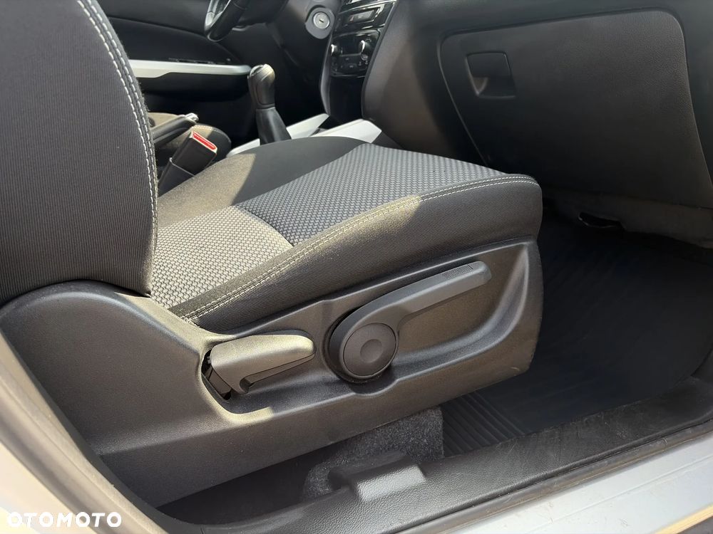 Suzuki Vitara 1.6 Premium 2WD - 31