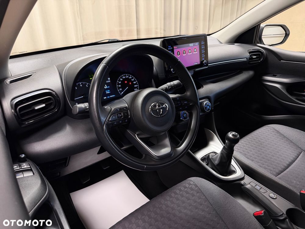 Toyota Yaris - 4