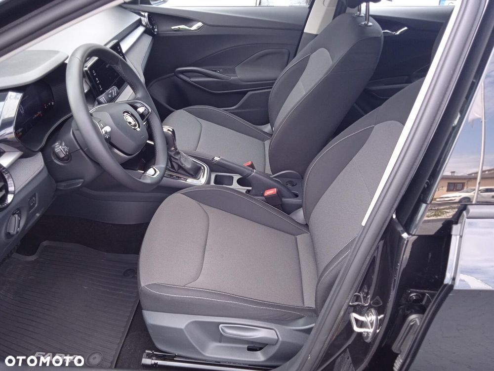 Skoda Fabia 1.0 TSI Selection DSG - 10