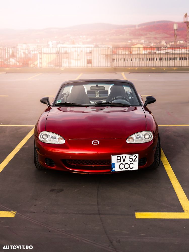 Mazda MX-5 1.6i - 1