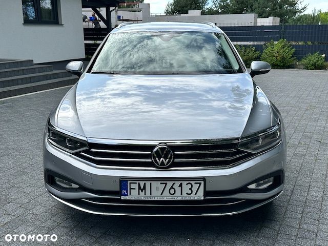 Volkswagen Passat 2.0 TDI SCR DSG Highline - 2