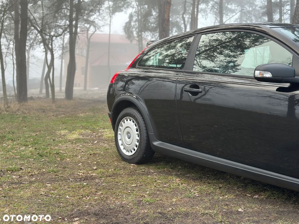 Volvo C30 1.6 Momentum - 11