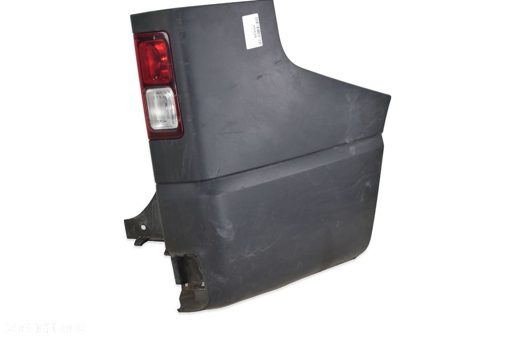 Narożnik Zderzaka Prawy Tył Lampa VIVARO B TRAFIC III 14-19R 850165246R - 1