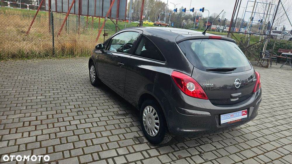 Opel Corsa - 13