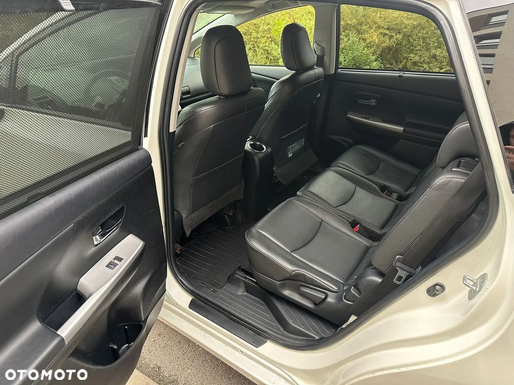 Toyota Prius+ (Hybrid) Executive - 30