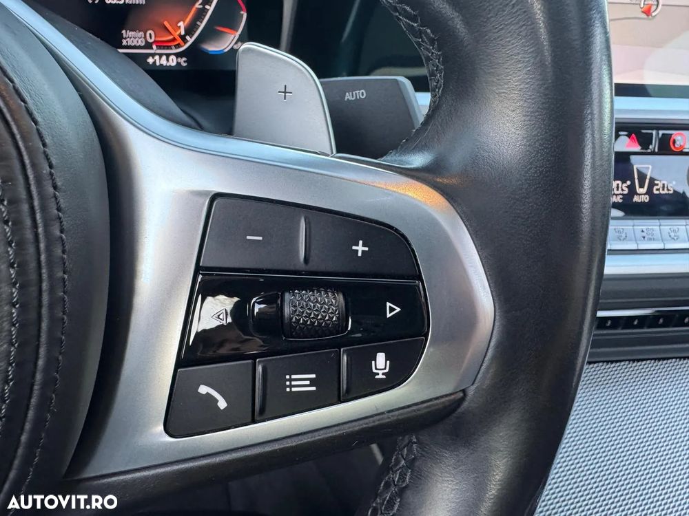 BMW Seria 3 320i Aut. M Sport - 28