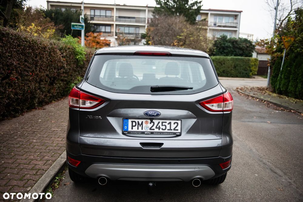 Ford Kuga 2.0 TDCi 4x4 Titanium - 6