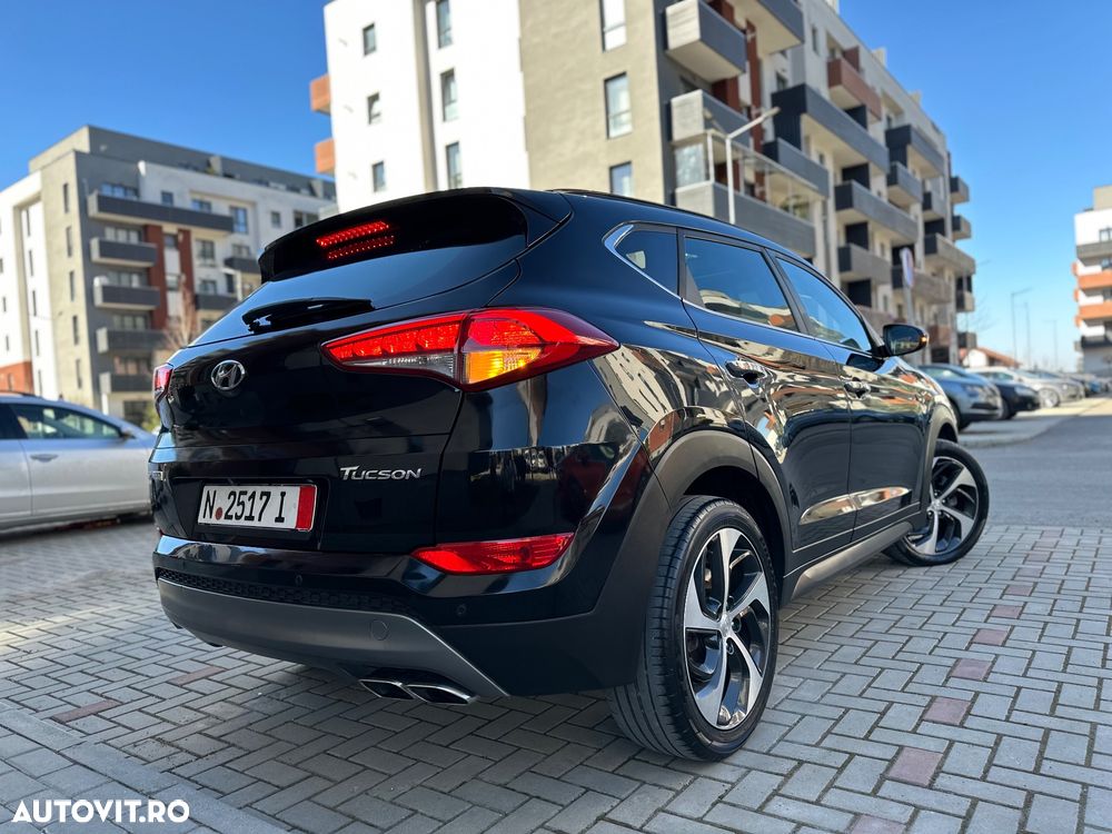Hyundai Tucson 2.0 CRDI 4WD Automatik Style - 4