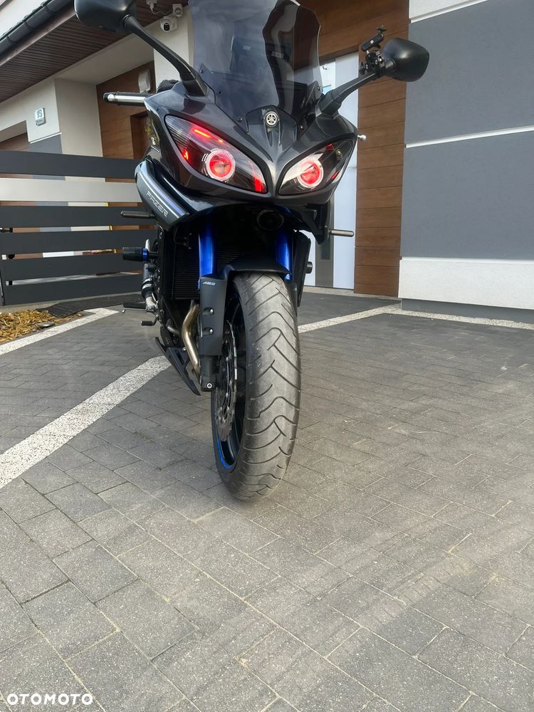 Yamaha FZ8 - 27