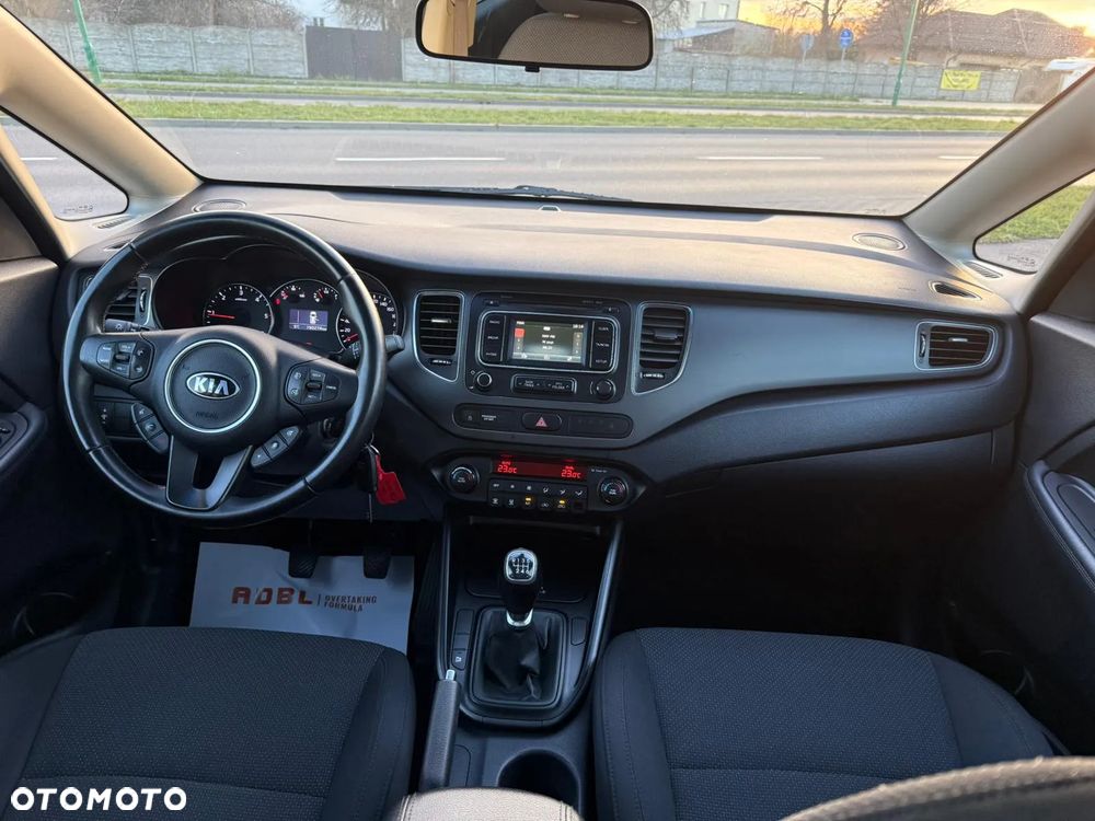 Kia Carens 1.7 CRDi 115 Dream-Team Edition - 8