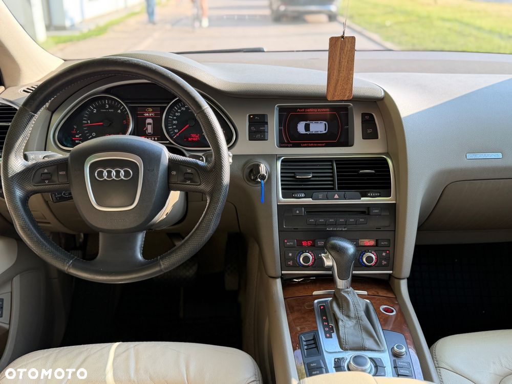 Audi Q7 3.0 TDI Quattro Tiptronic - 13