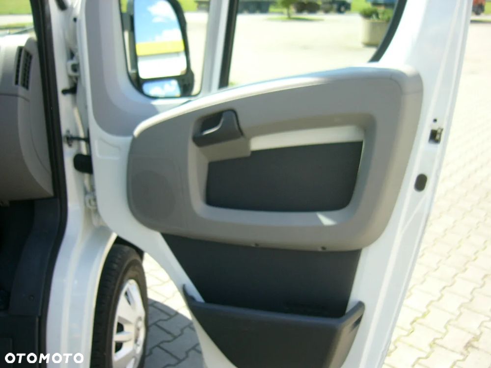 Fiat Ducato 2,3 Jtd 120Ps Euro 5 Mały przebieg 126000 km - 22