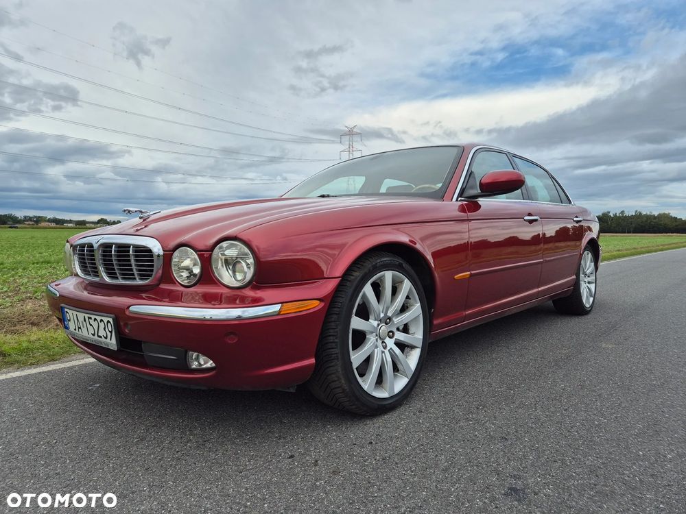 Jaguar XJ Super V8 (LWB) - 40