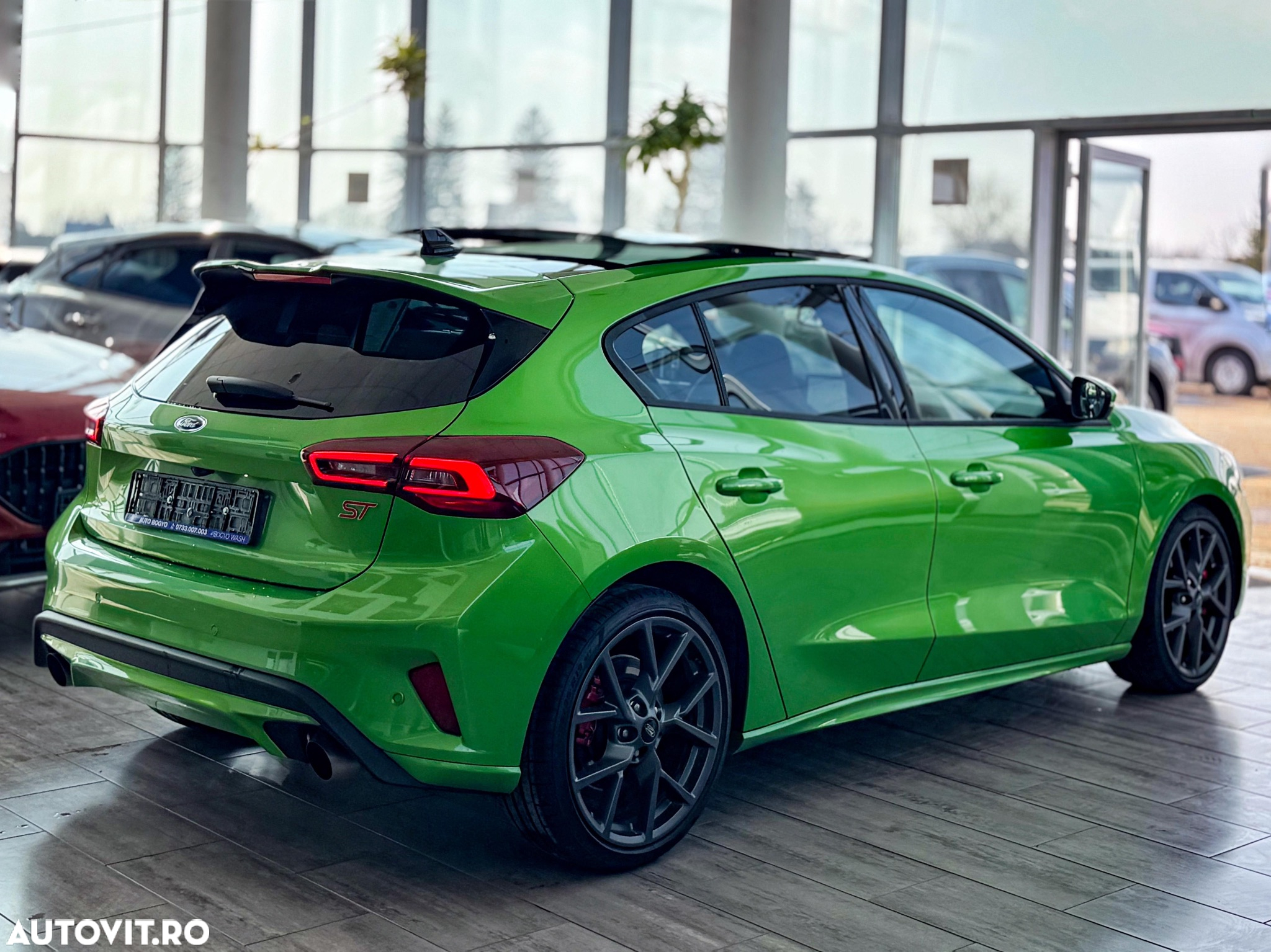 Ford Focus 2.3 Ecoboost ST X - 5