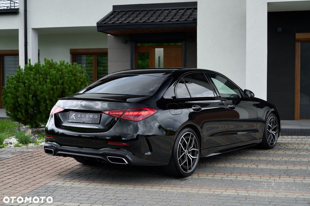 Mercedes-Benz Klasa C 200 mHEV 4-Matic AMG - 15