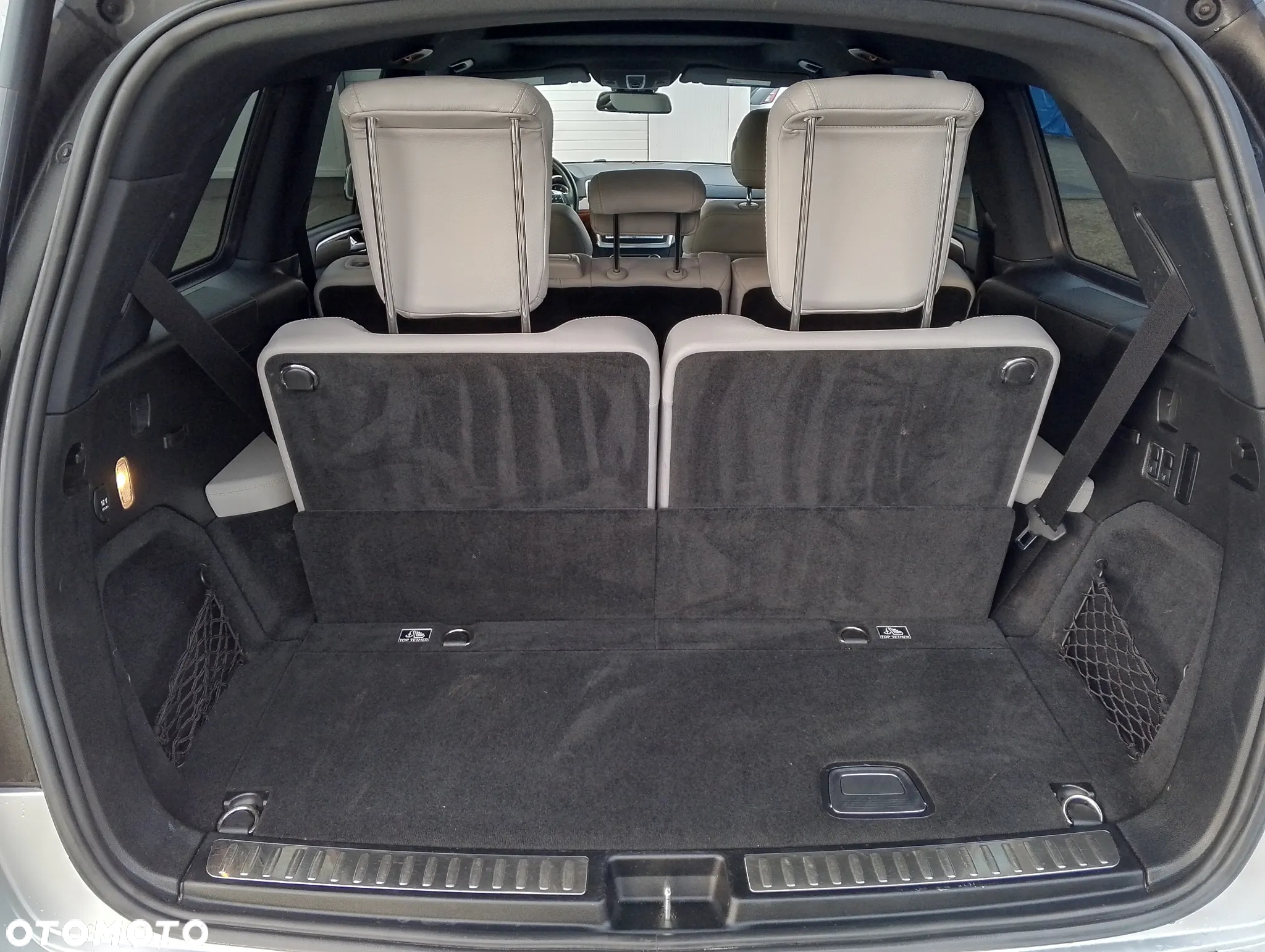 Mercedes-Benz GL 400 4Matic 7G-TRONIC - 15