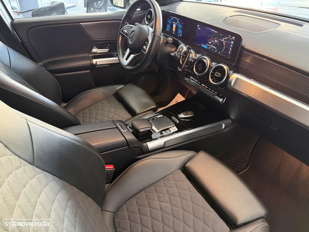 Mercedes-Benz GLB 180 d Progressive - 32