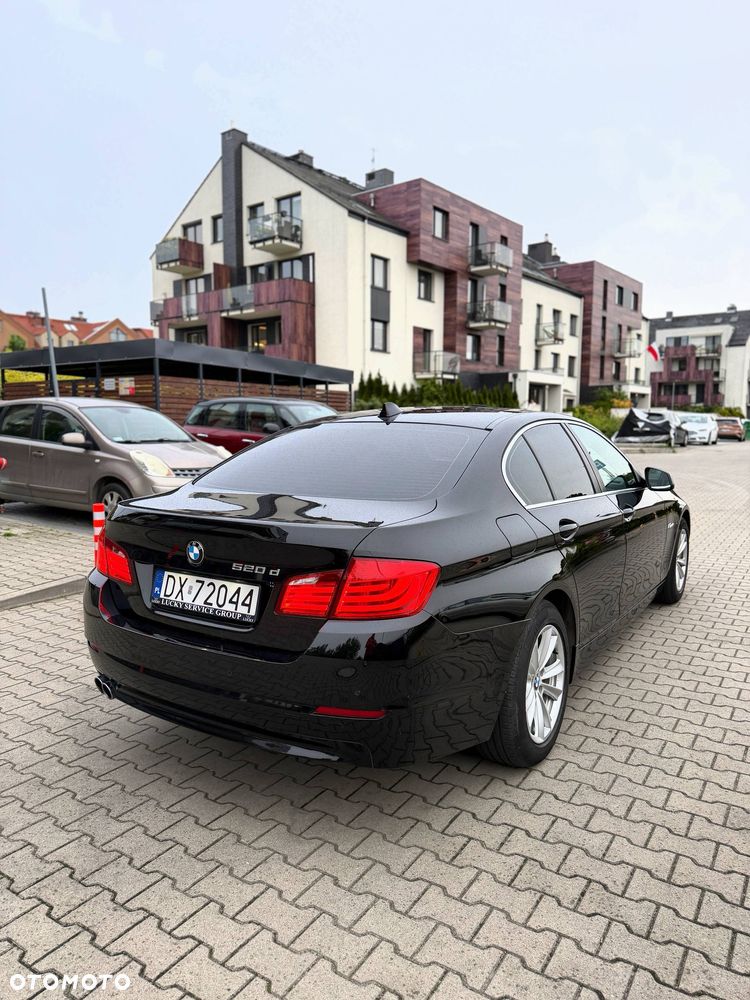 BMW Seria 5 520d - 9