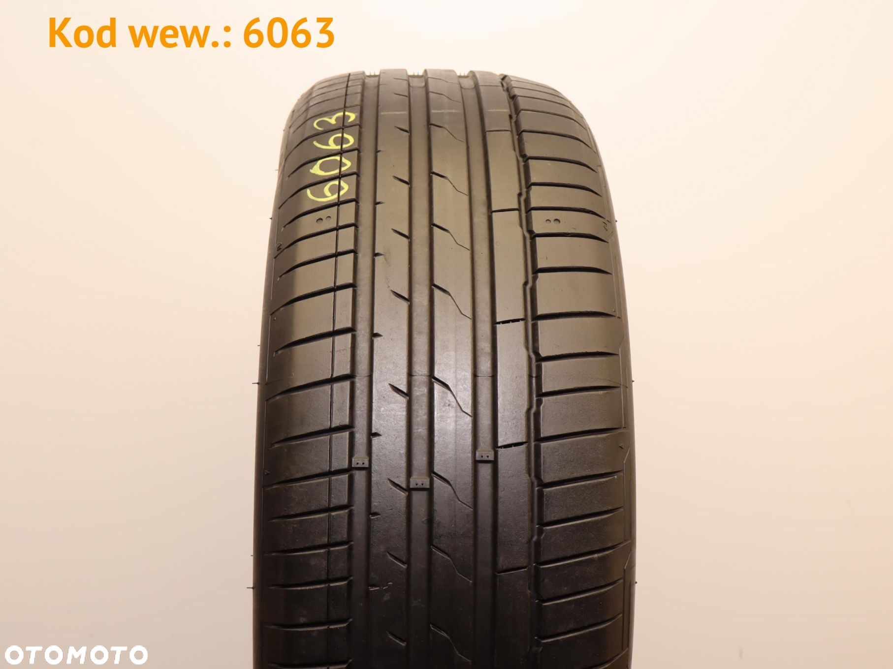 Hankook Ventus S1 EVO3  - 235/55 R19 - 2