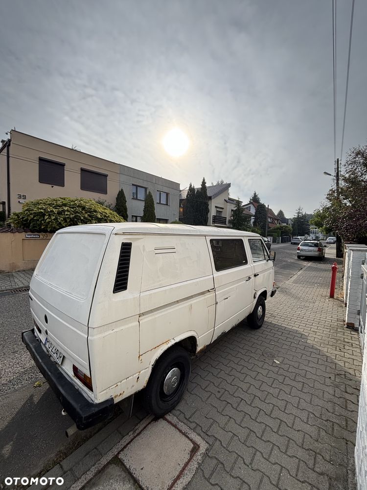 Volkswagen Transporter - 3