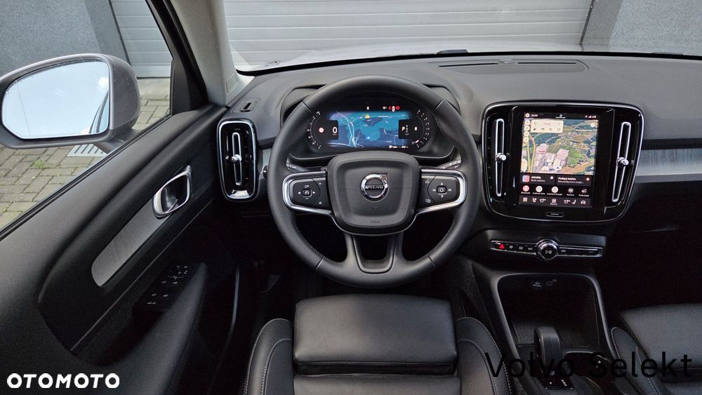 Volvo XC 40 - 24