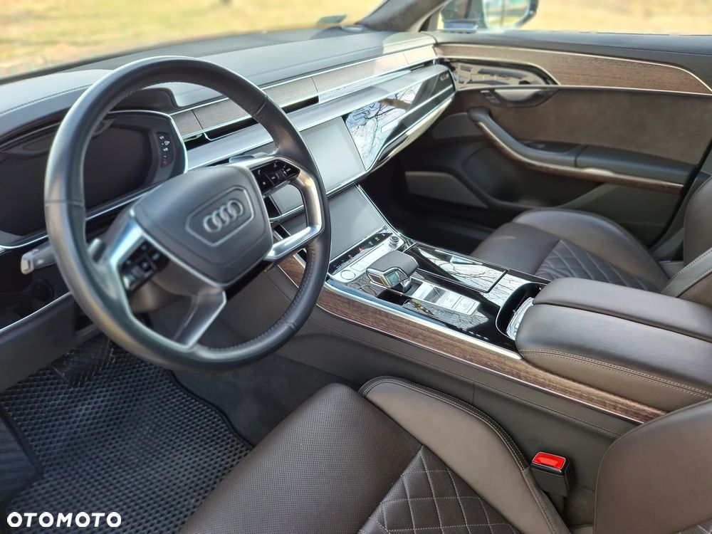 Audi A8 - 9