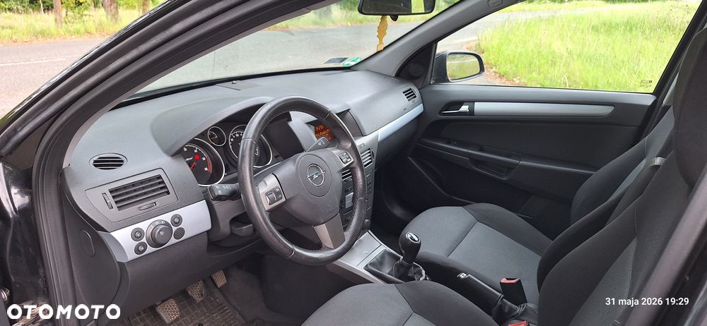 Opel Astra 1.9 CDTI Elegance - 12