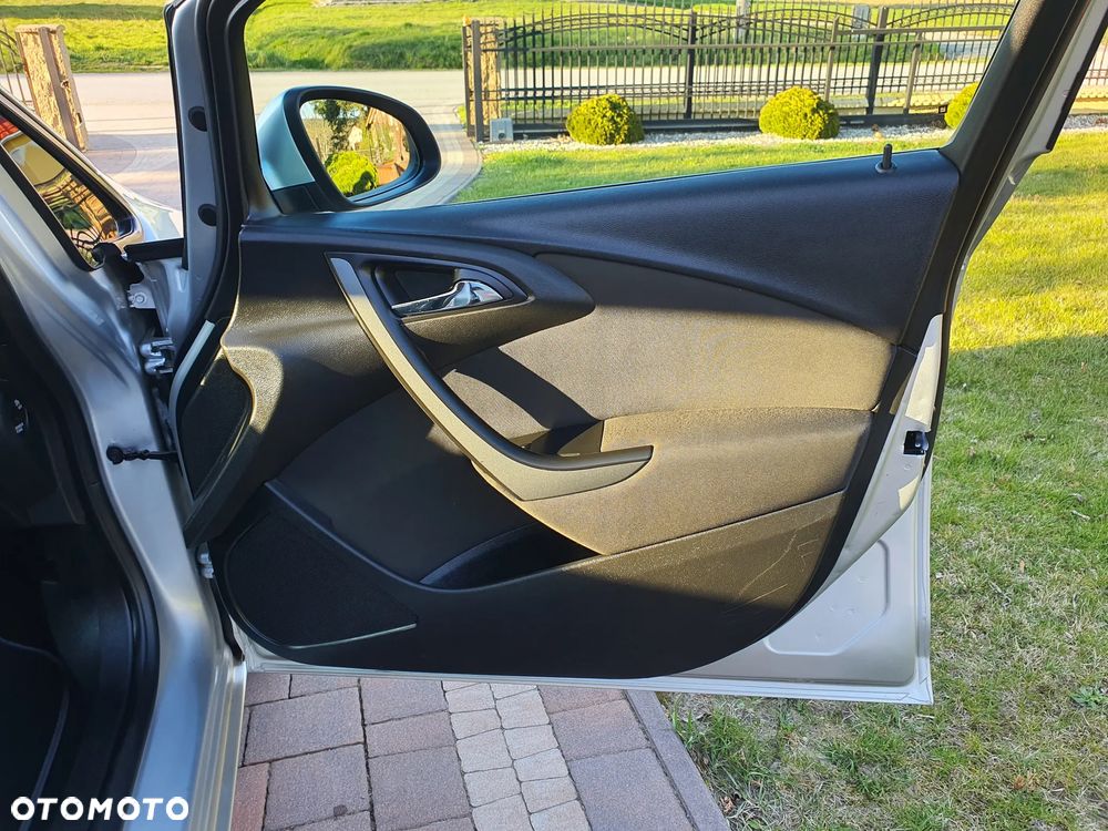 Opel Astra 1.6 CDTI Cosmo - 12