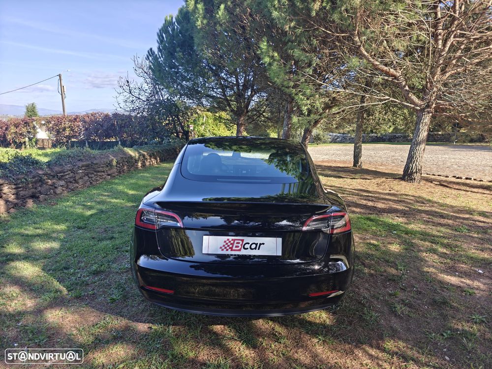 Tesla Model 3 Long Range Tração Traseira - 11