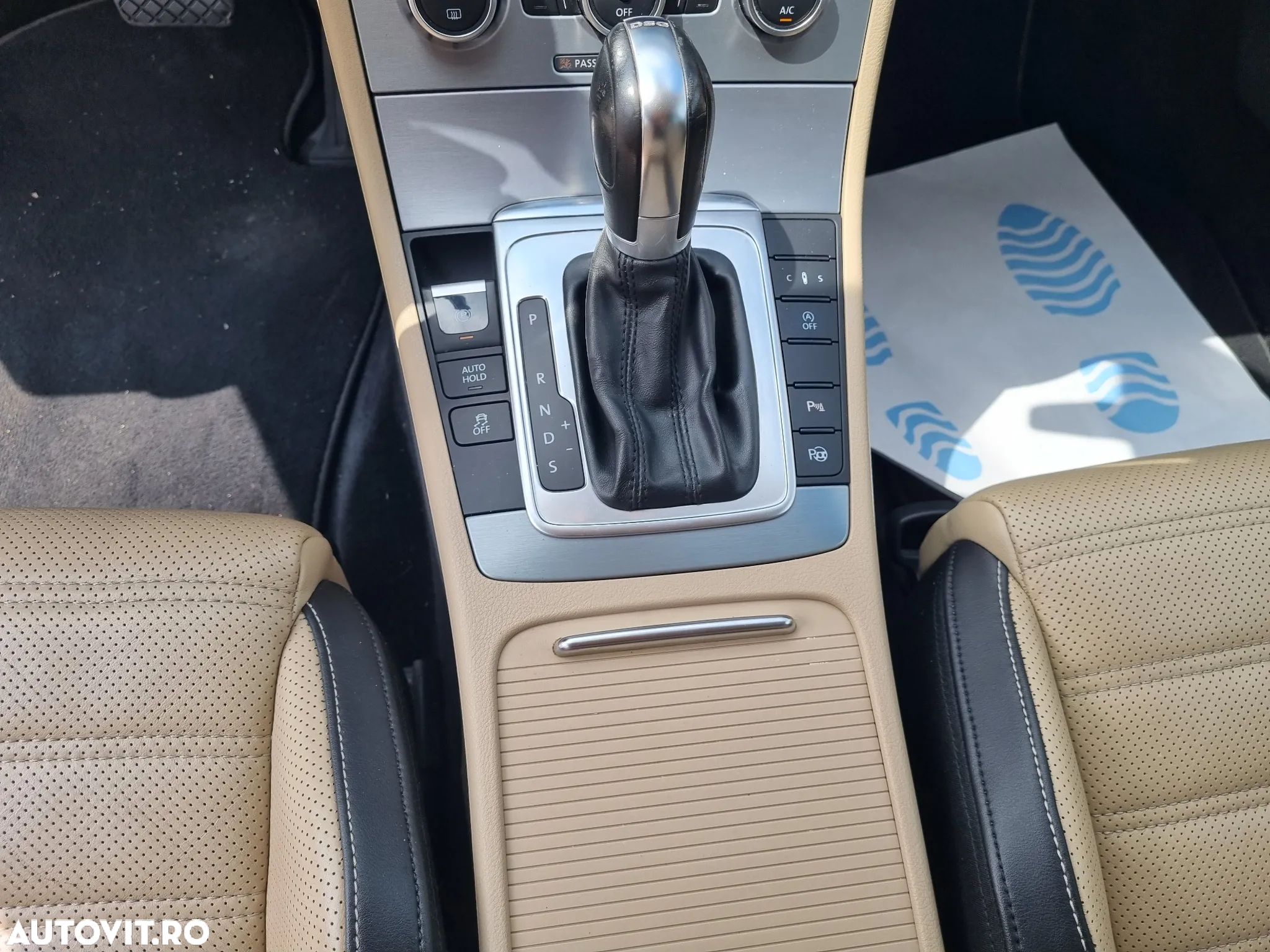 Volkswagen Passat CC 2.0 TDI BlueMotion Technology DSG - 13