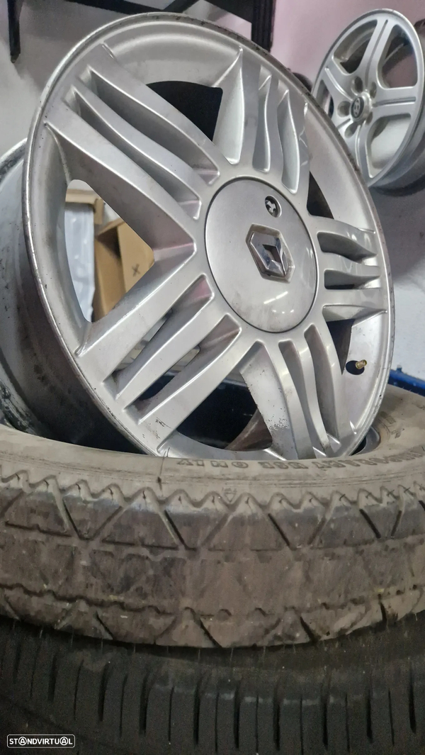 JANTES 16 ORIGINAIS RENAULT MEGANE USADAS EM BOM ESTADO COM PNEUS USADOS