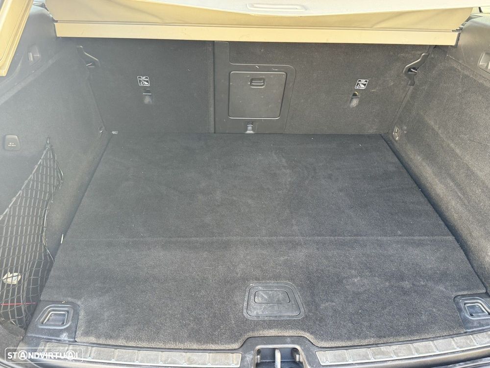 Volvo XC 60 2.0 T8 PHEV Inscription AWD - 23