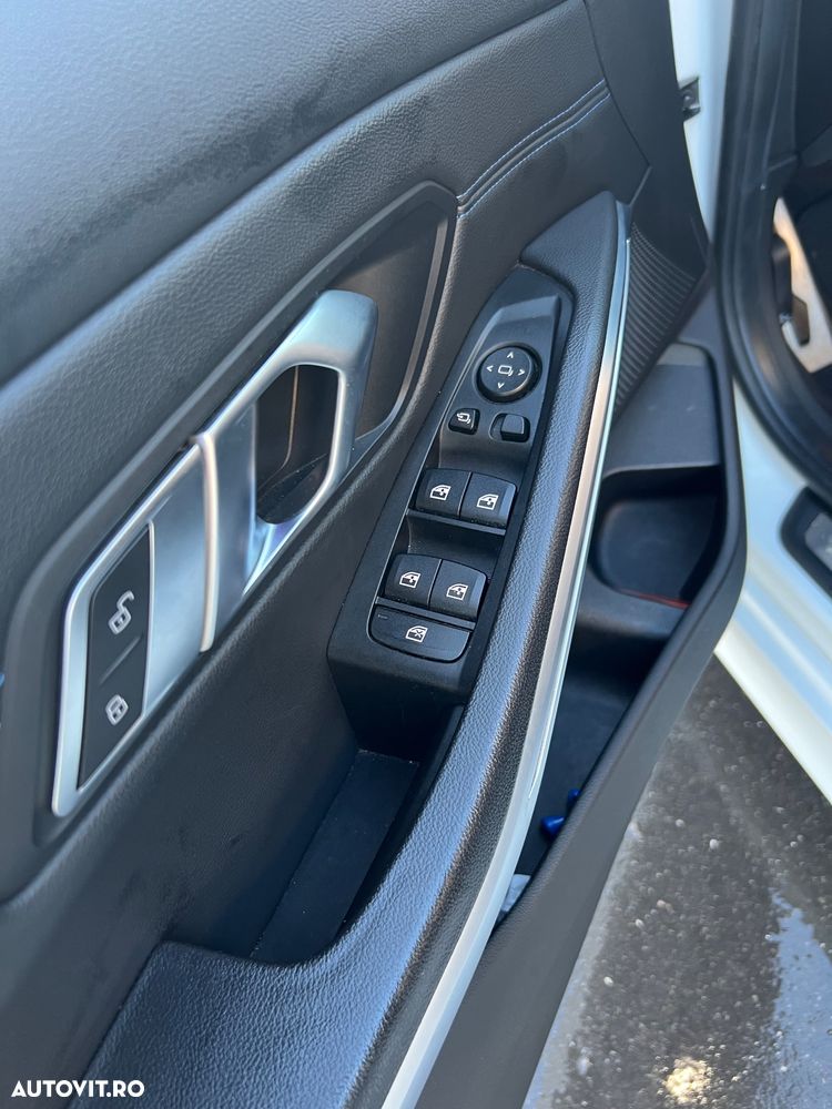 BMW Seria 3 320d xDrive AT M Sport - 9