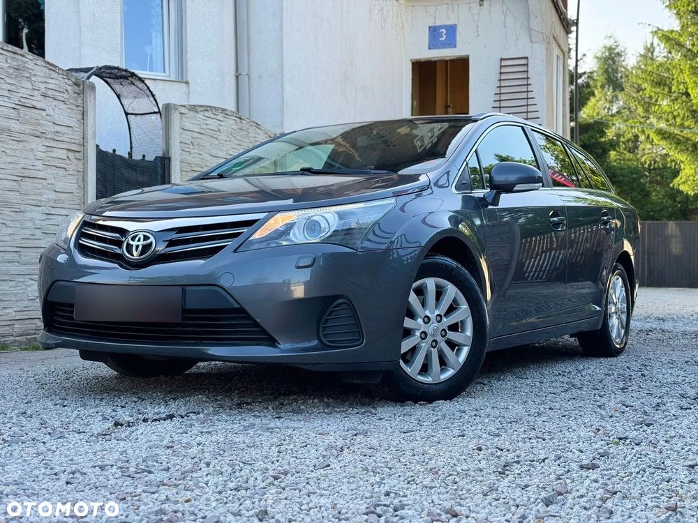 Toyota Avensis 1.6 Comfort - 18