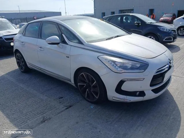 Citroen DS5 Branco - 2.0 HDi Hibrido para peças - 200cv - Parachoques | Frente Completa | Rádio | Jantes | Faróis | Portas | Vidro | Motor | Tampa Mala | Farolim | Farolins | Xenon | Pre LCI - 3