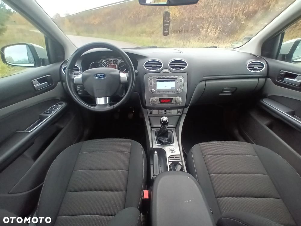 Ford Focus 1.6 16V Titanium - 28