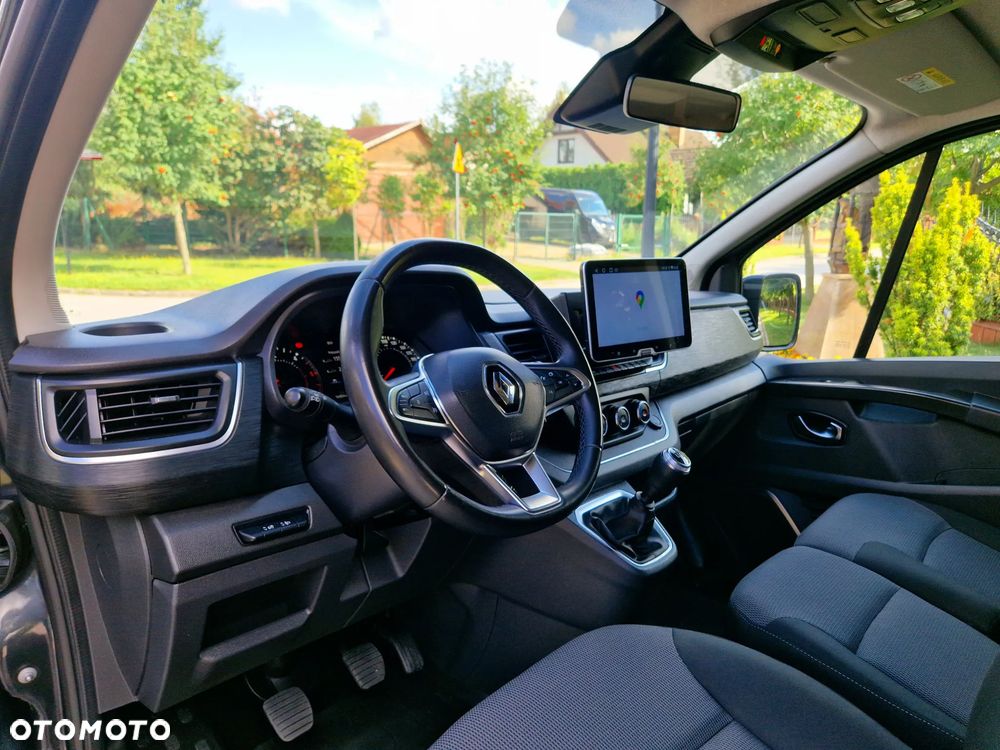 Renault Trafic 2.0 dCi - 18
