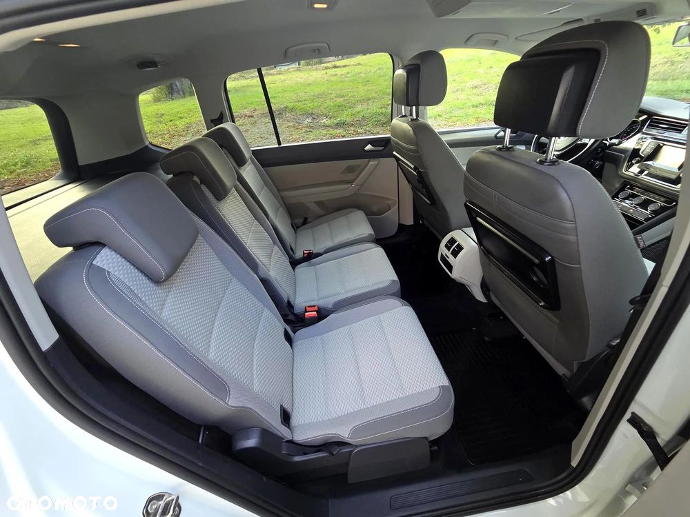 Volkswagen Touran 2.0 TDI BMT Comfortline - 6