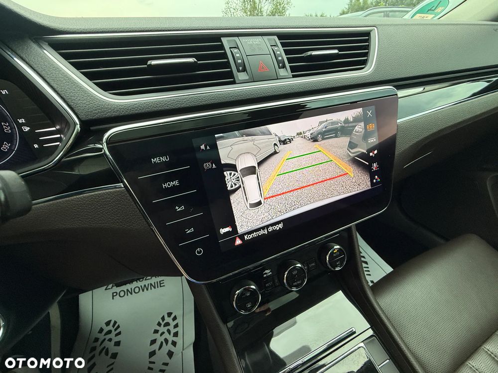 Skoda Superb 2.0 TDI SCR L&K DSG - 37