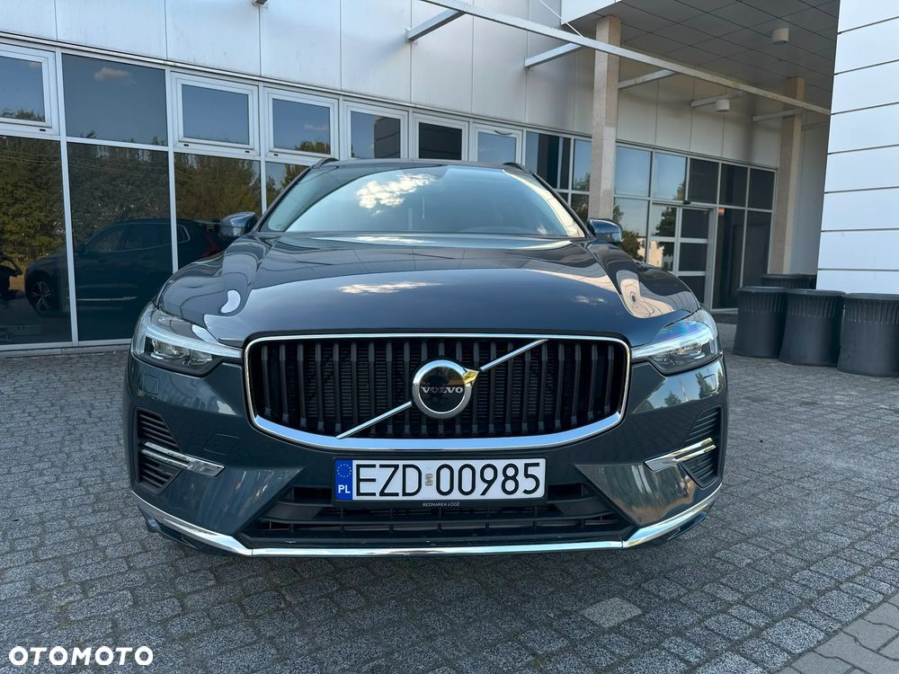 Volvo XC 60 B5 B AWD Geartronic Momentum Pro - 3