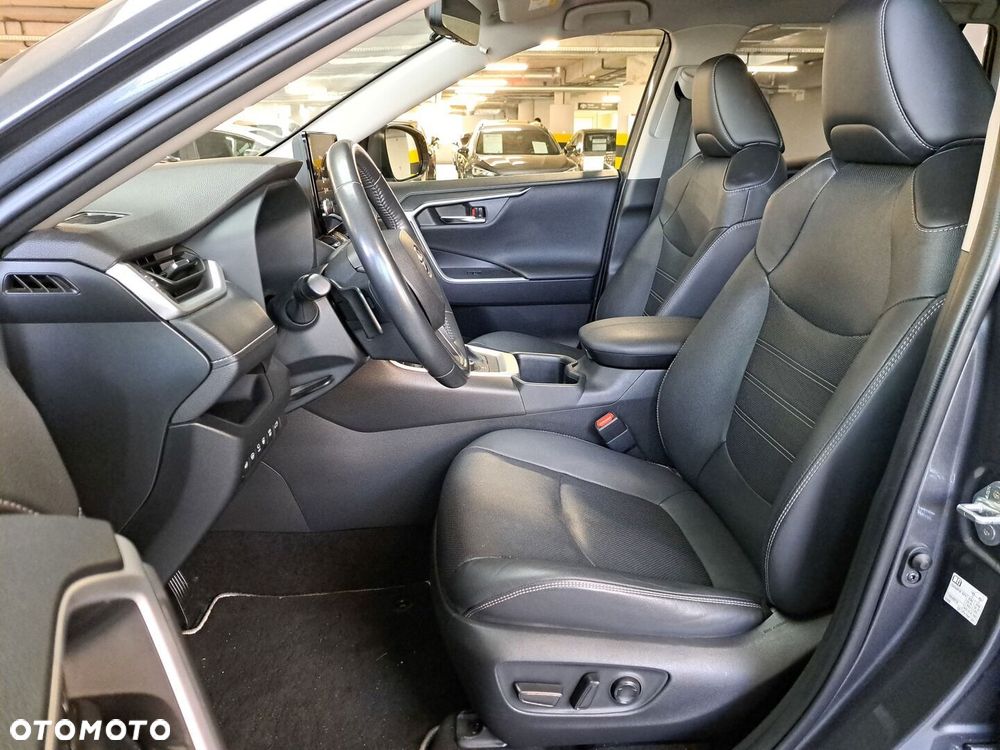 Toyota RAV4 - 12
