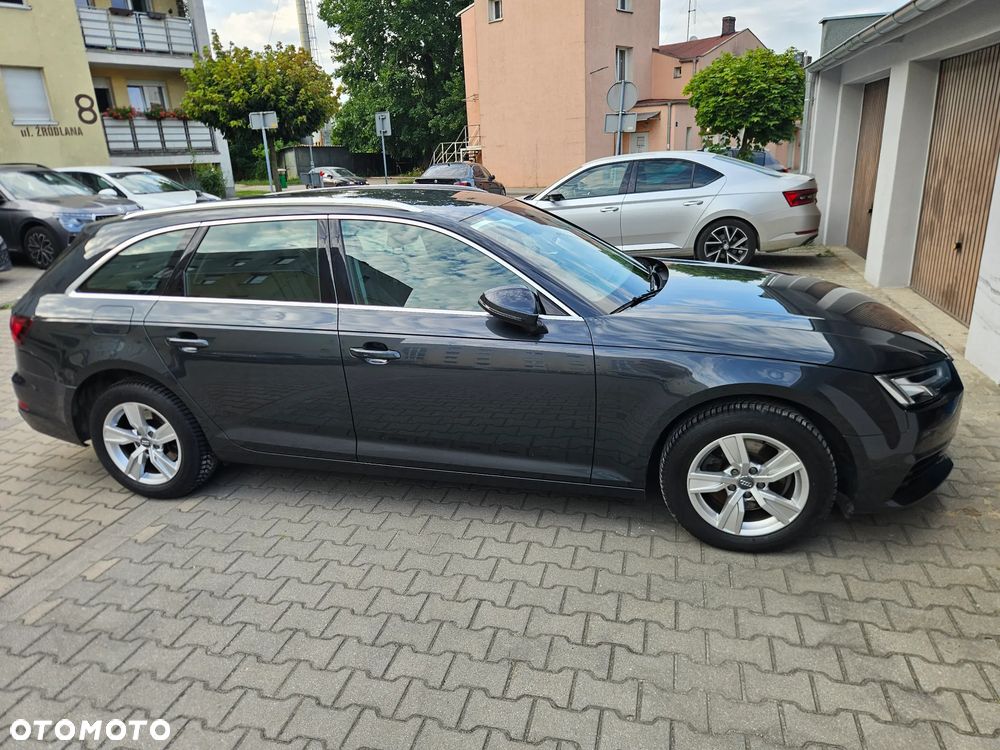 Audi A4 Avant 40 g-tron S tronic - 6
