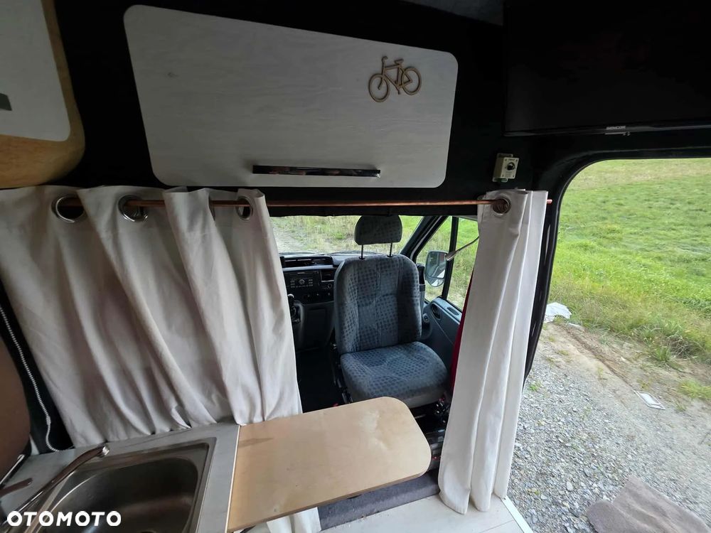 Ford transit - 12